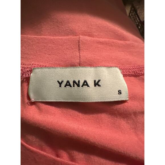 Yana K pink off the shoulder oversized top size small - Picture 3 of 8